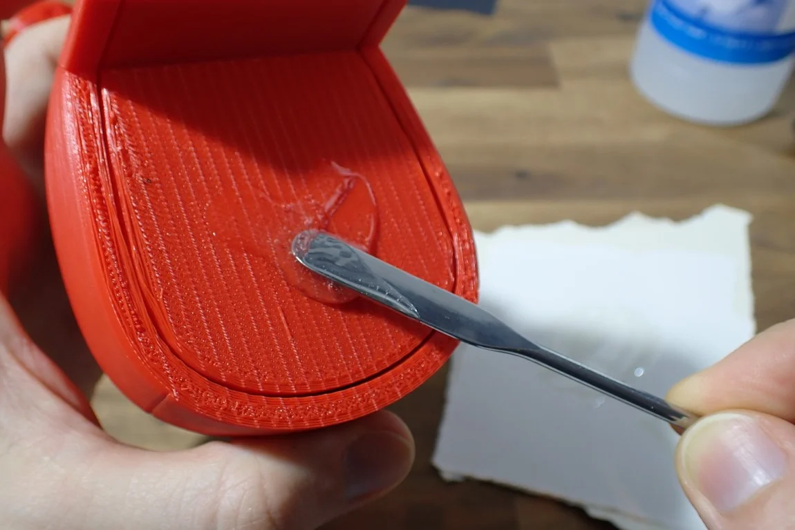 Best PLA Glues & Step by Step Guide [+ Table]